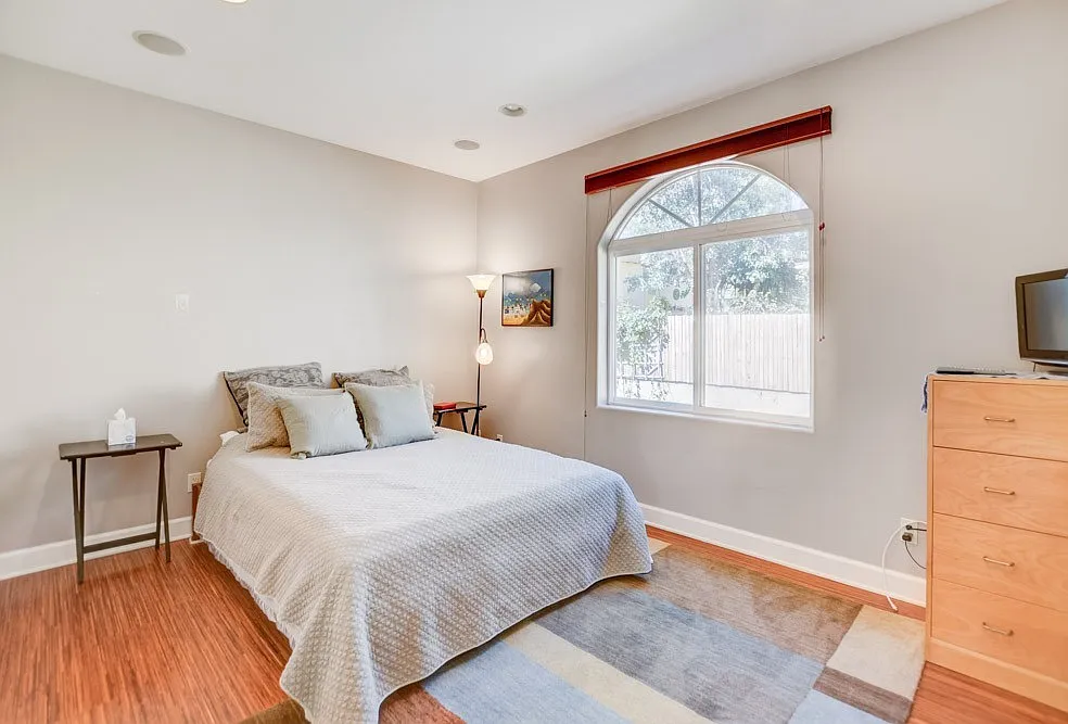 Harbor views! Double attached Garage with EV charging outlet! Balconies! Central AC! In Unit Wash... — Photo 4