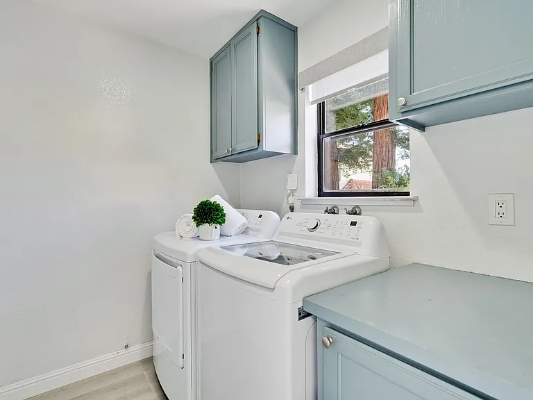 43382 Livermore Cmn — Photo 14