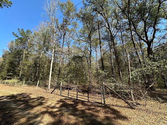 2nd image of 5194 Kuzia Rd