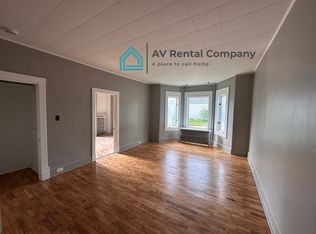 601 Washington St #1, Ishpeming, MI 49849