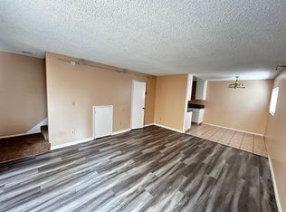 850-852 Orizaba Ave #11, Long Beach, CA 90804