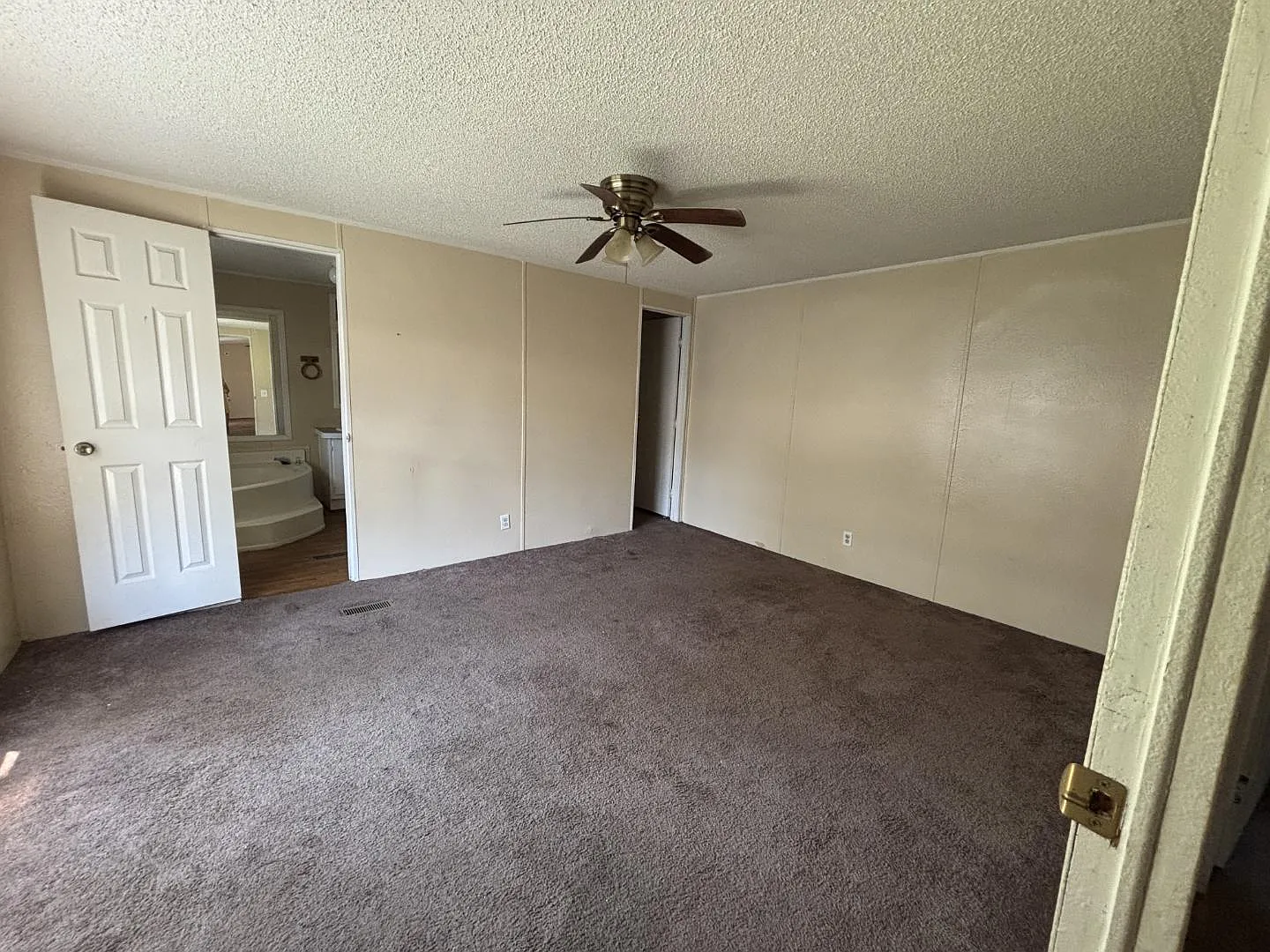 22811 Ford Rd - 16 — Photo 1