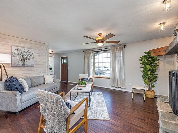 5th image of 3804 Riverward Ct