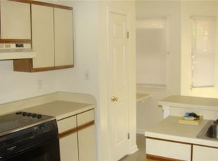 20 Lakeside Cres #A, Hampton, VA 23669