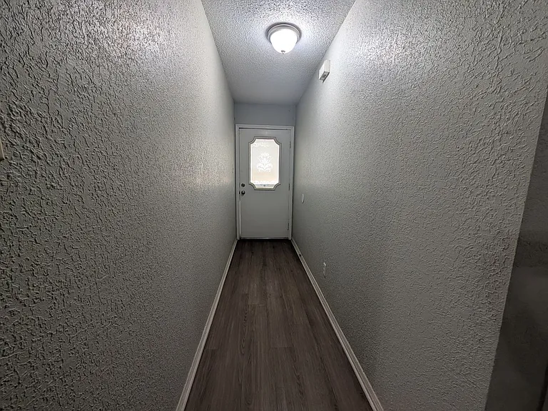 3008 Brittney Ln — Photo 4