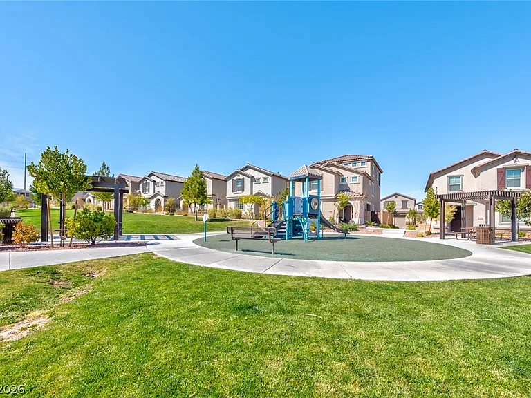 10640 Sariah Skye Ave — Photo 19