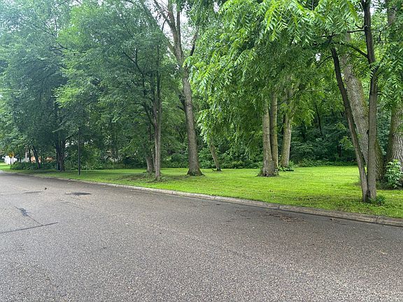5th image of Rustle Rd