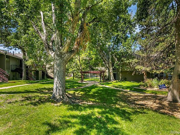 3rd image of 5300 E Cherry Creek South Dr APT 1101