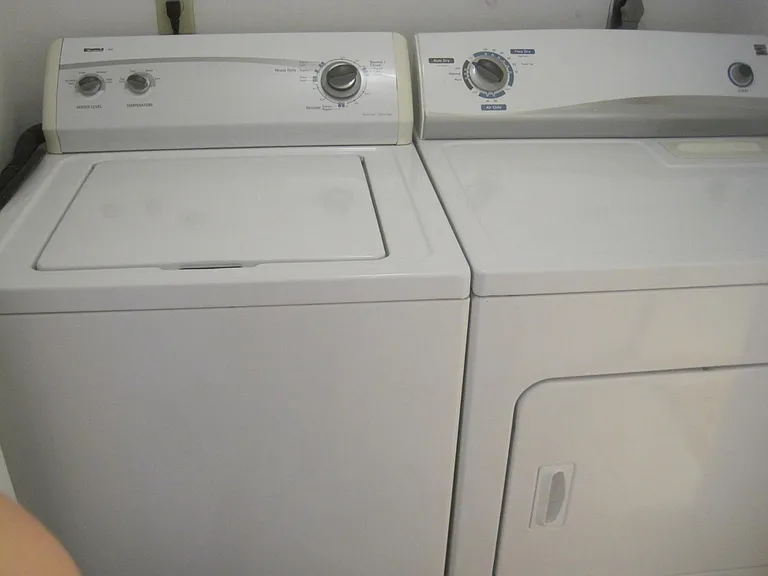 Washer & Dryer