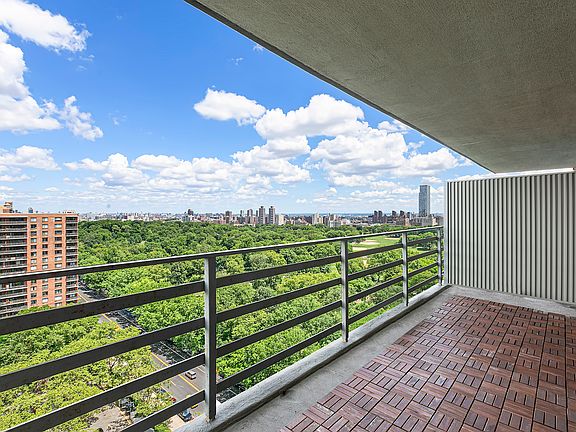 4th image of 372 Central Park W APT 20A