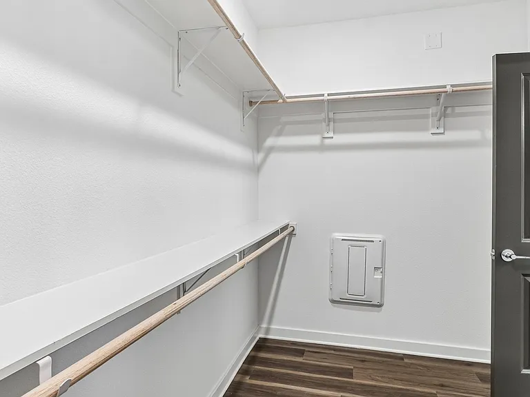 Velara Luxury Apartments — Photo 60
