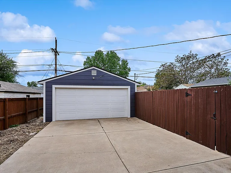 1740 W 52nd Ave — Photo 24