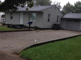 1750 S Parker Dr, Evansville, IN 47714