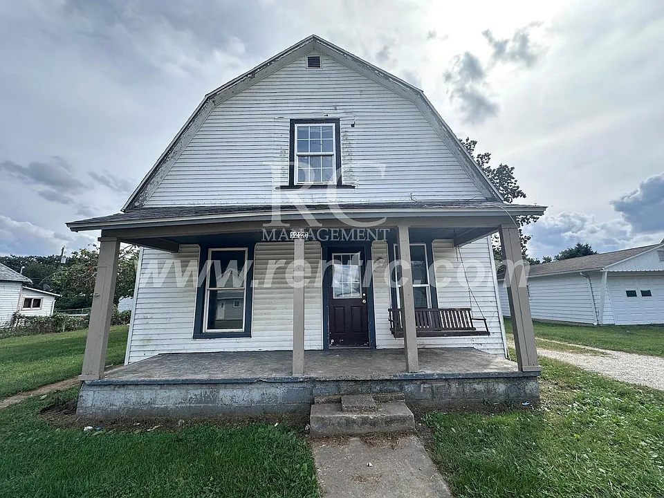 1226 Freeman St