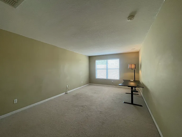 9805 Portofino Dr — Photo 26