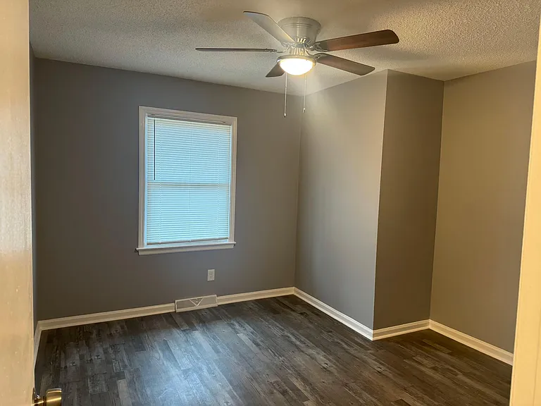 205 Lancaster Rd — Photo 13