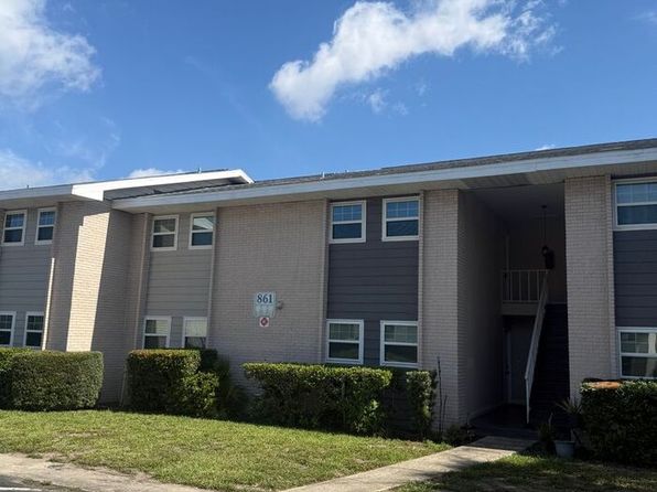 861 Sky Lake Cir APT C