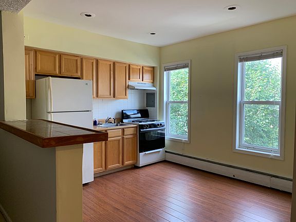 Spacious Kitchen