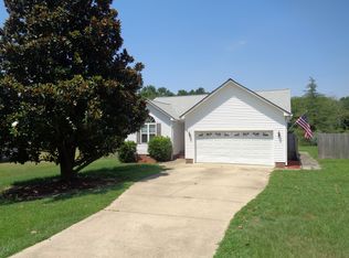 114 Sommerset Dr, Clayton, NC 27520
