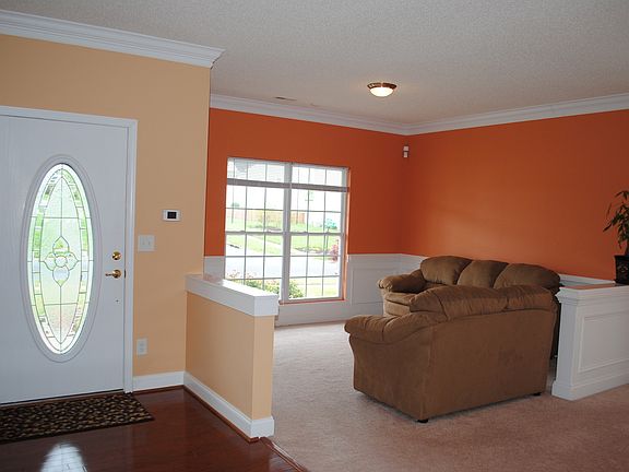 2nd image of 4430 Golden View Dr