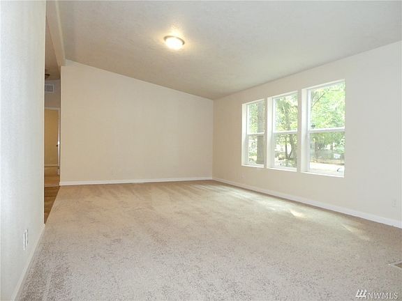 5th image of 17406 155th Ave SE