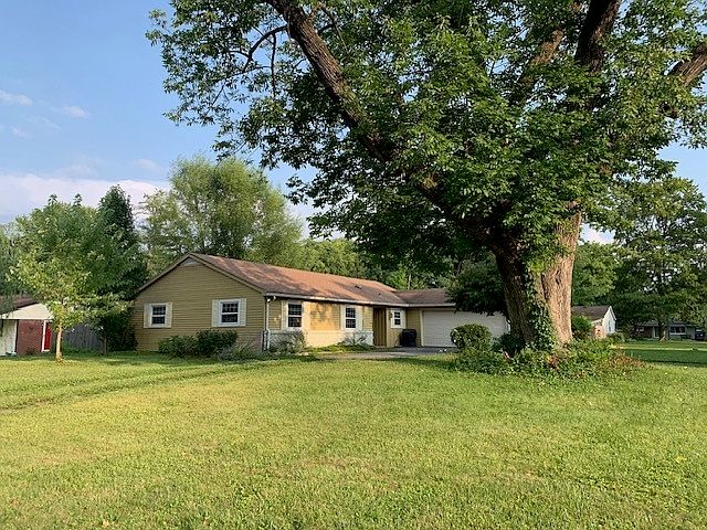 1st image of 7641 Woodside Dr