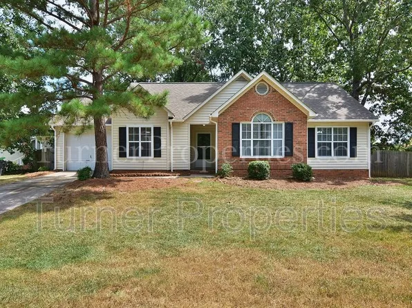 219 Ambling Cir, Columbia, SC 29210