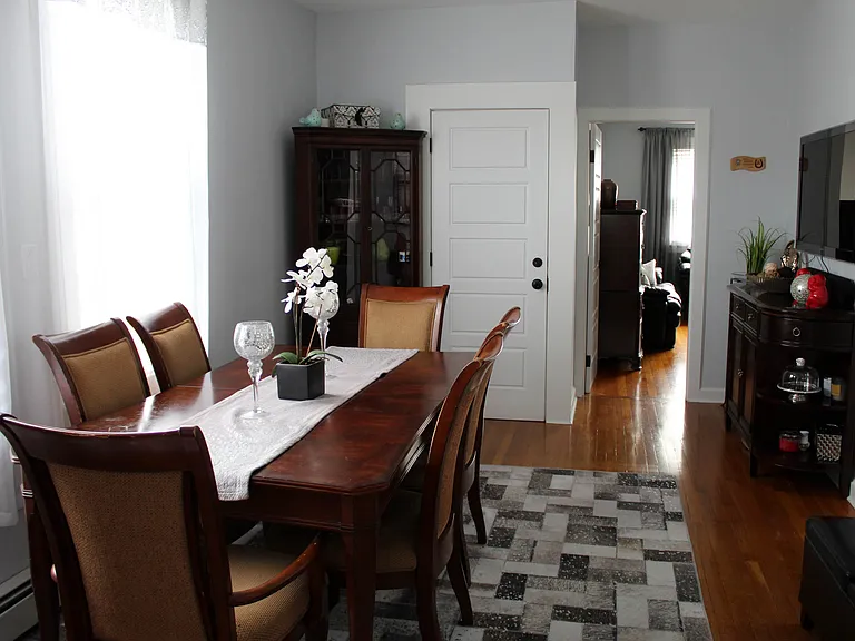 391 Semel Ave #2 — Photo 6