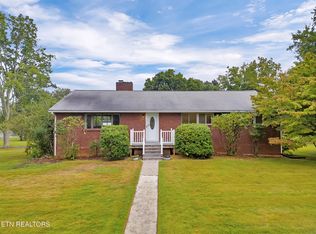 7000 Wright Rd, Knoxville, TN 37931