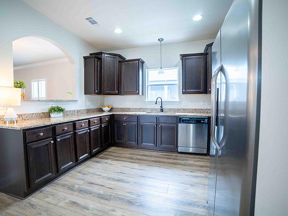 3rd image of 228 Golf Villa Dr