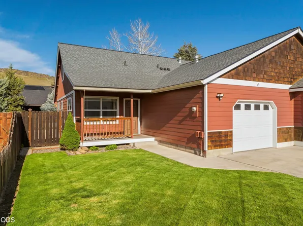187 SW Ivy Ct, Prineville, OR 97754