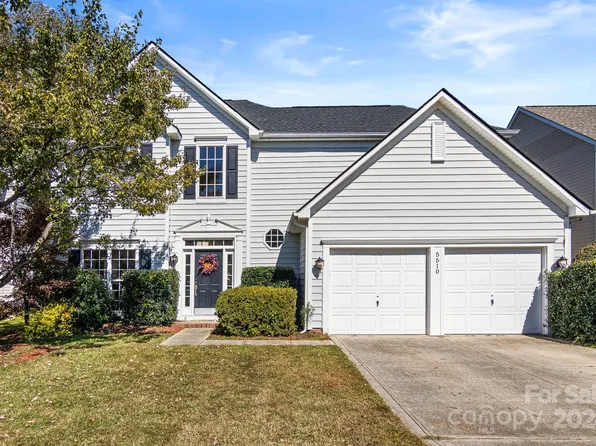 5510 Bentgrass Run Dr, Charlotte, NC 28269