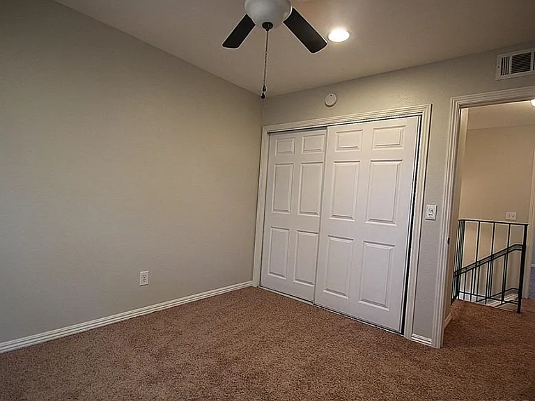 1545 Monterey Park Dr #E — Photo 10