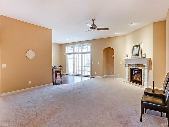 5th image of 6876 Lorien Woods Dr