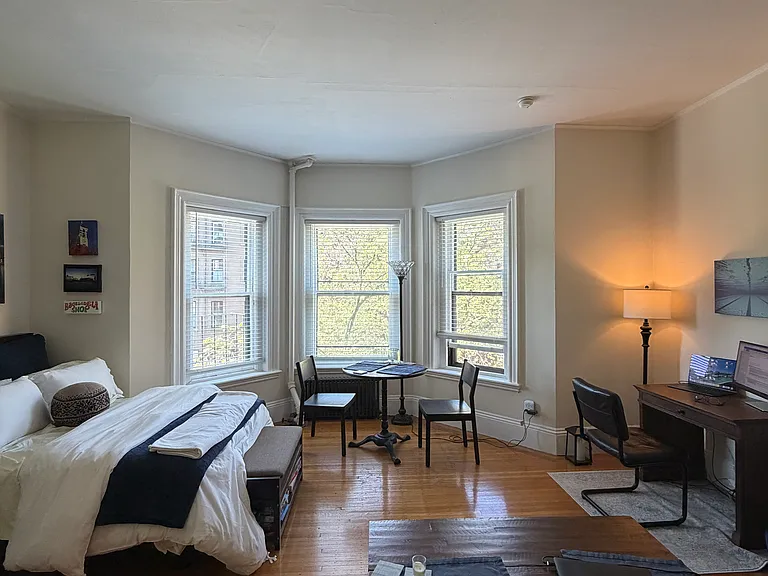 245 Beacon St #3F — Photo 8