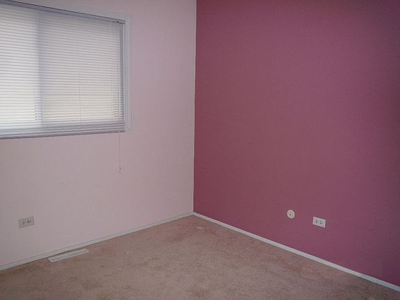 5th image of 263 W Fairview Dr