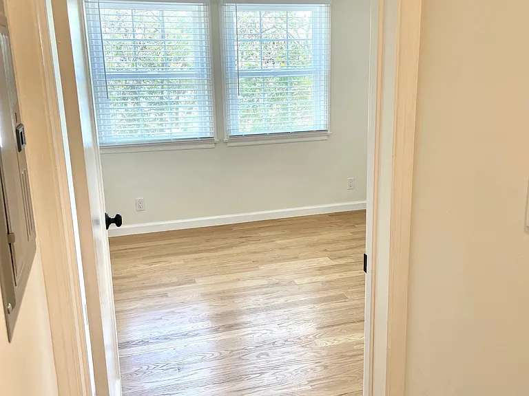908 Parkman Ave #908 — Photo 16