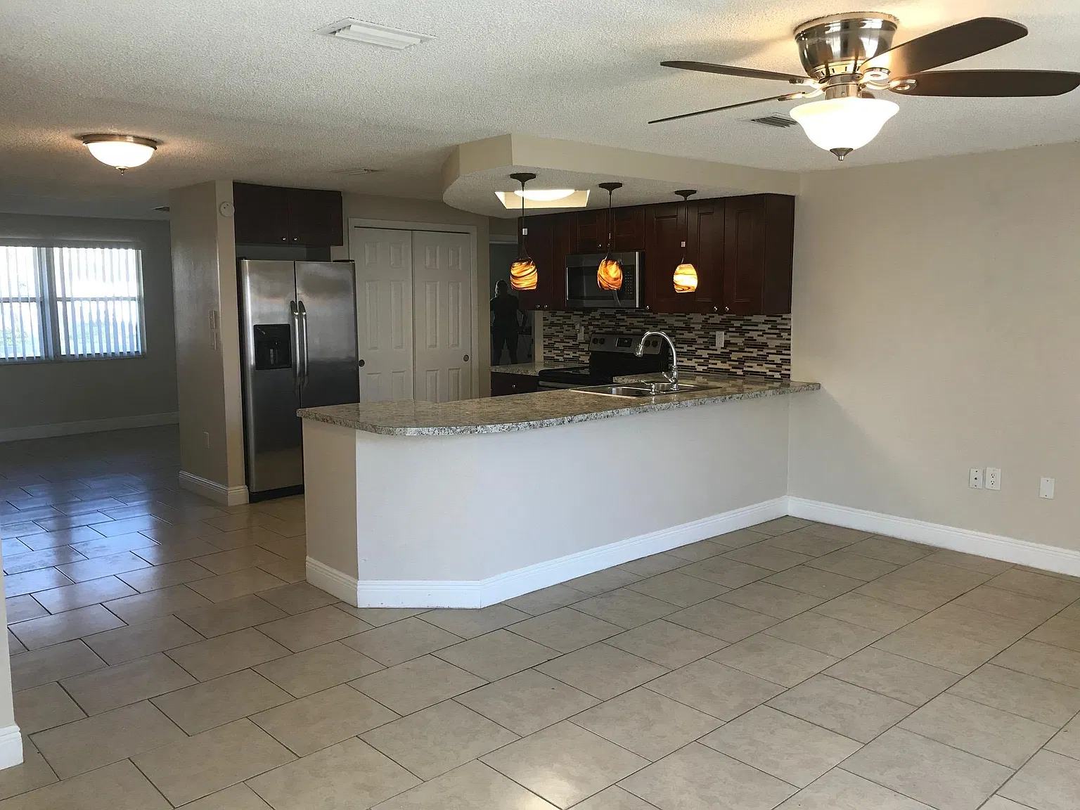 2 bed, 1244 sqft, $1,785 — Photo 3