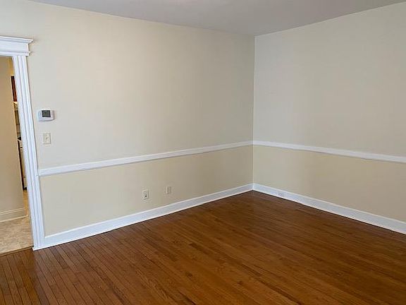 2nd image of 384 Bloomfield Ave