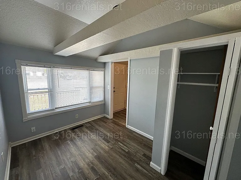 1748 S Meridian Ave — Photo 11