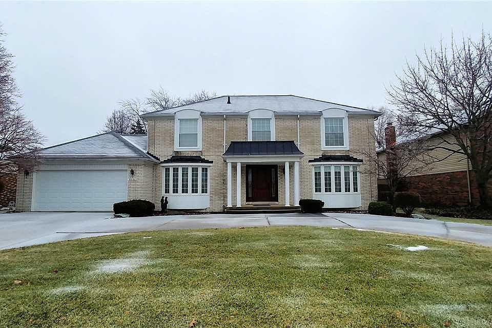 1st image of 39180 E Royal Doulton Blvd