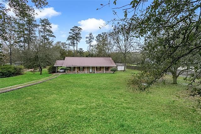 1st image of 38688 Drott Ln