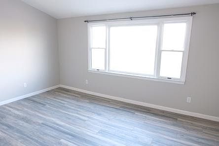 3rd image of 19 Amber Ln