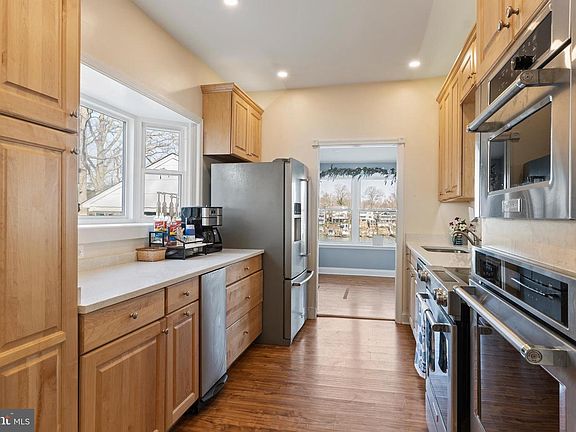 5th image of 7720 W Shore Rd