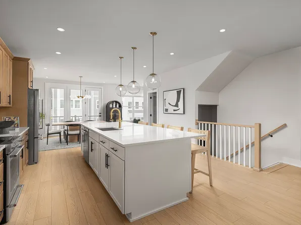 828 42nd Ave N Lot 206, Nashville, TN 37209