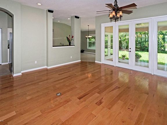 5th image of 743 Needle Grass Dr