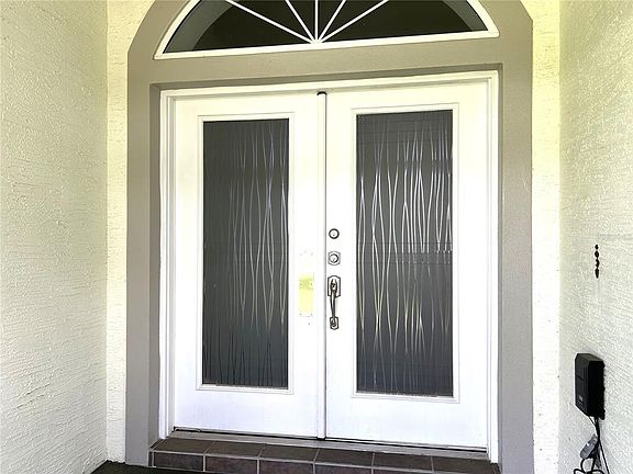 3rd image of 36320 Piney Ridge Blvd