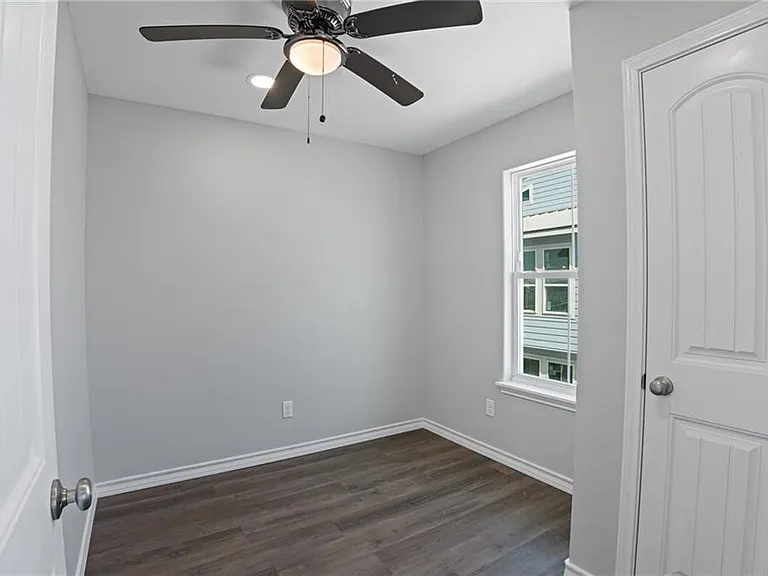 14933 Leeward Dr — Photo 14