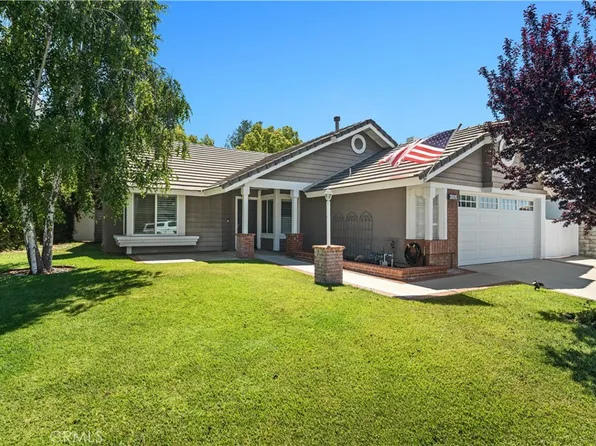 29010 Gumtree Pl, Santa Clarita, CA 91390