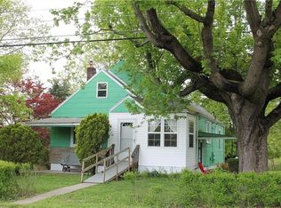 733 Greenville Rd, Mercer, PA 16137